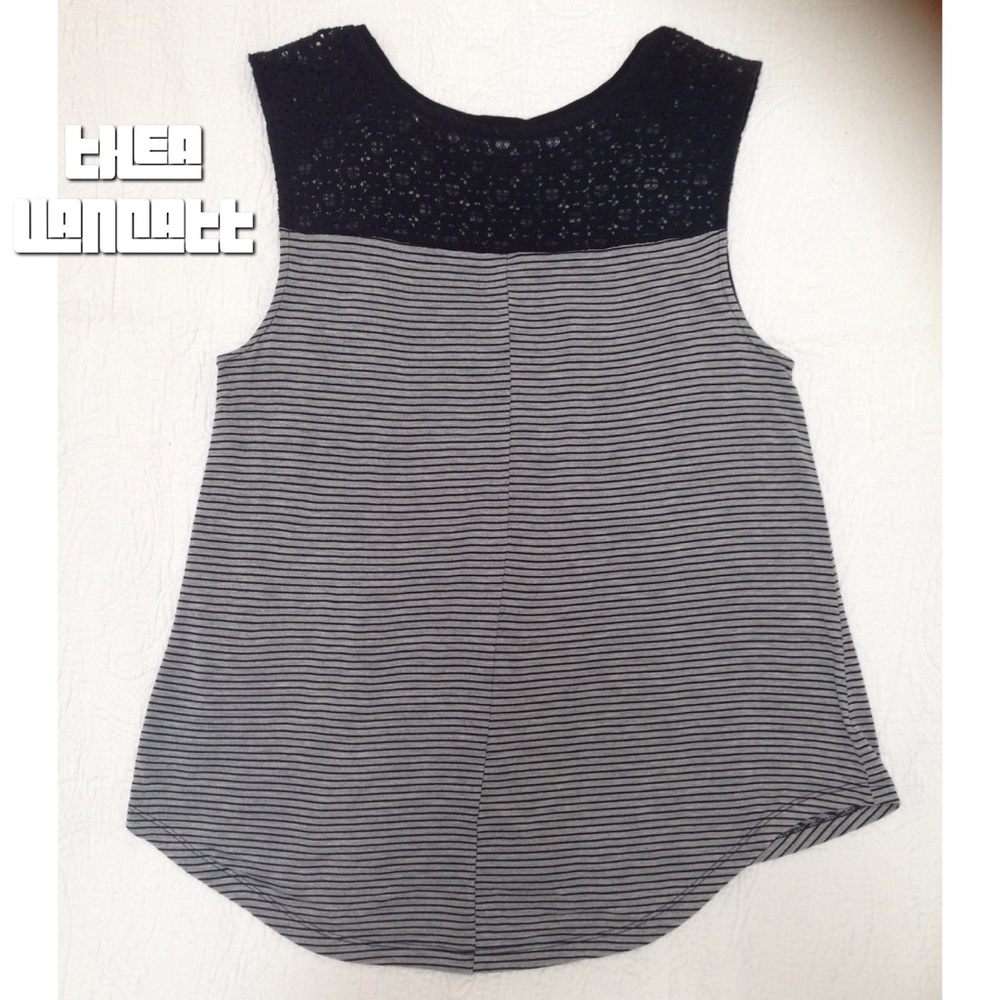 Black Lace And Sassy Stripes Sleeveless Flowy Top! - Picture 5 of 5